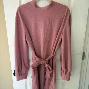 Ribbed dusty pink high neck midi dress